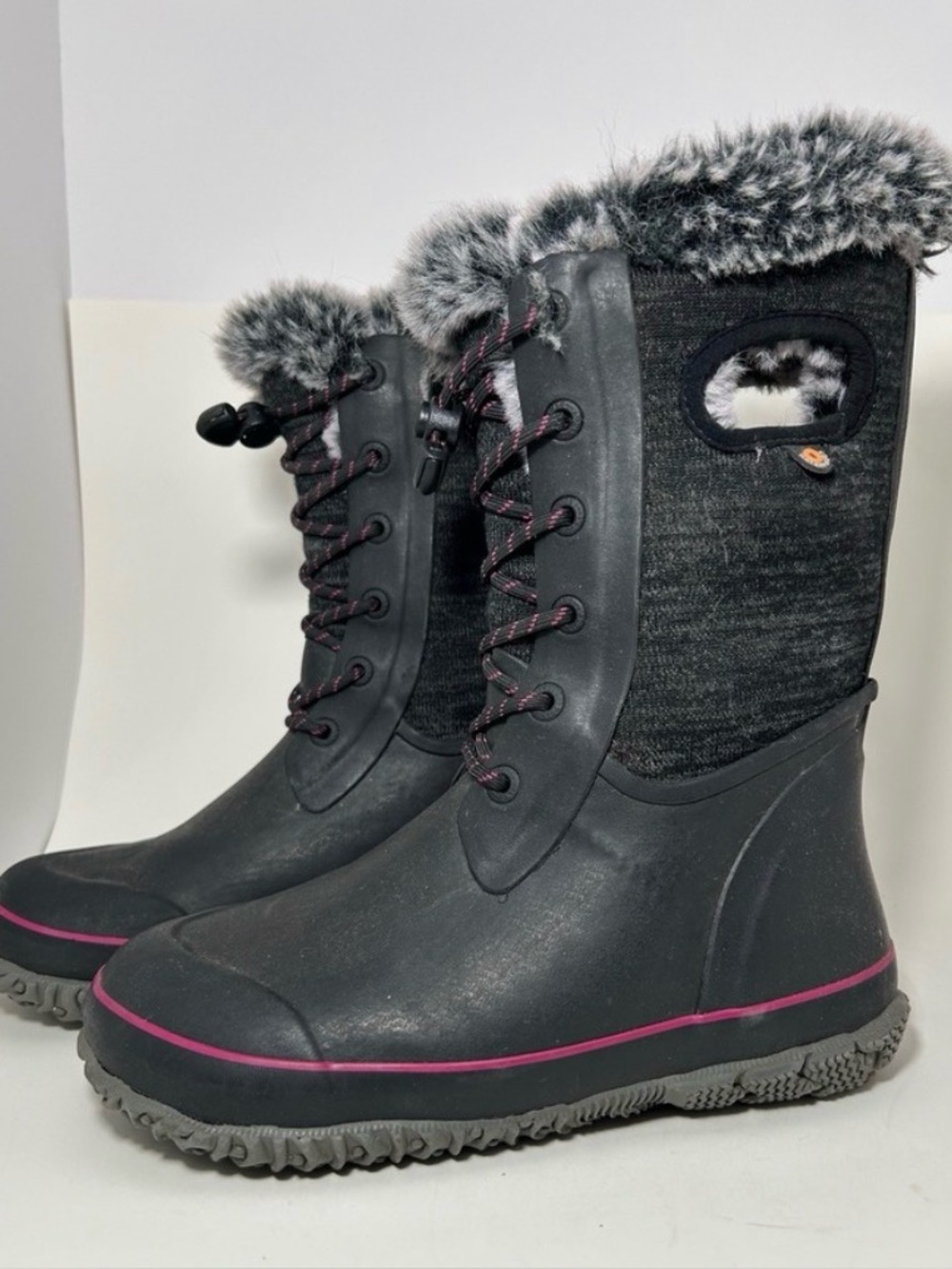 Arcata Knit Bogs - Gray Faux-Fur Cuff and Pink Trim